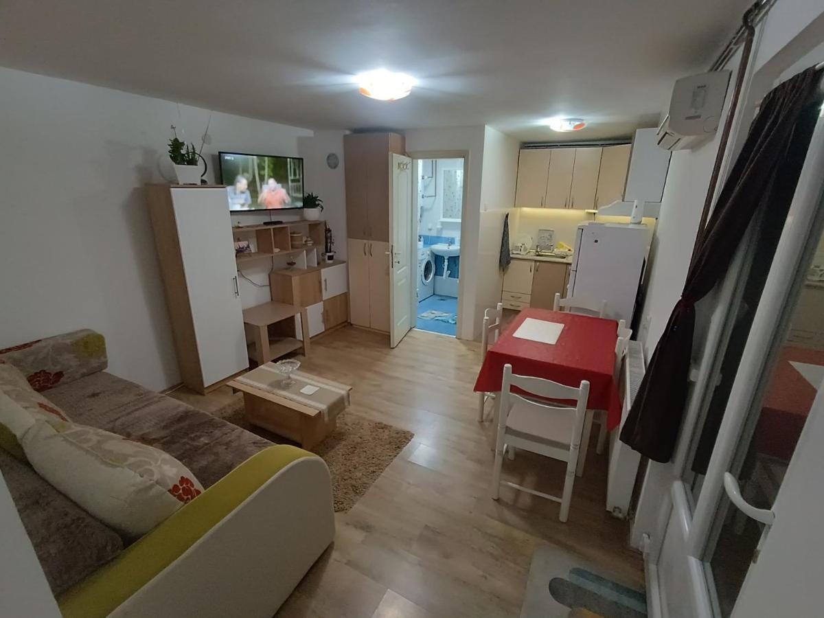 Apartamento M&V House Novi Sad Exterior foto
